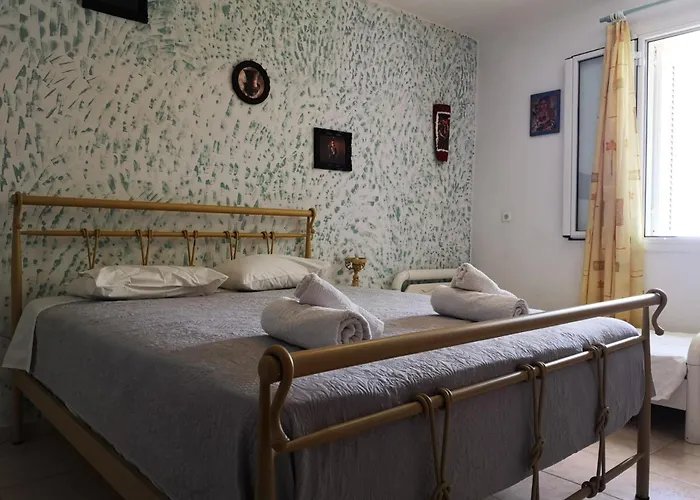 Holiday home Amygdalia Dilinata