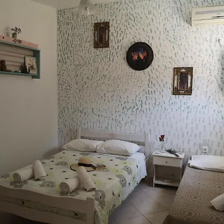 Amygdalia Δειλινάτα